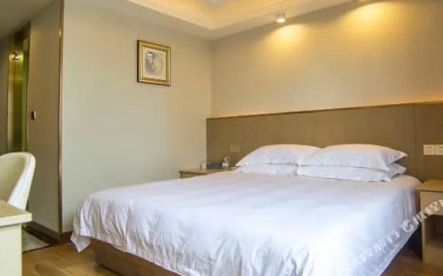 Xinrong Hotel