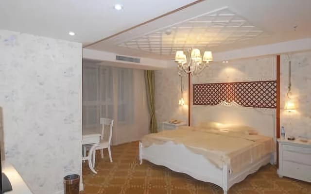 Chianti Bay Hotel