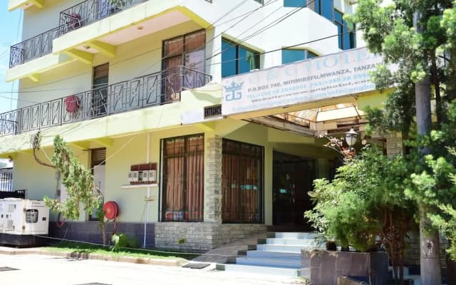 G & G Hotel Ltd