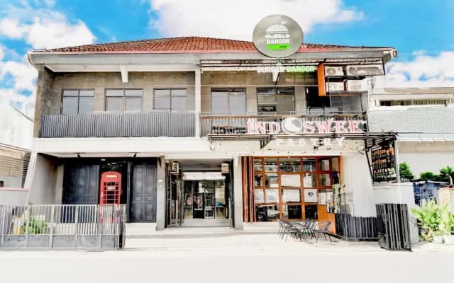 OYO 94421 Soetomo Guest House