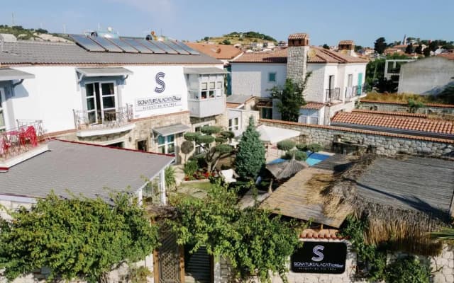 Signature Alacati