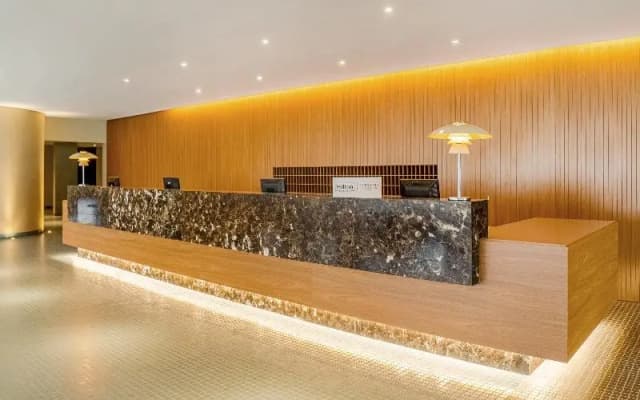 Almenat Embu das Artes Sao Paulo, Tapestry Collect