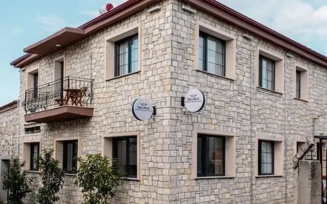 Dia Urla