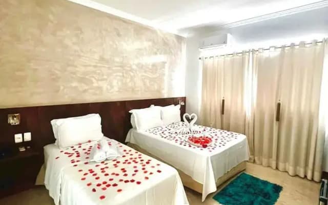 Lara's Home Suites