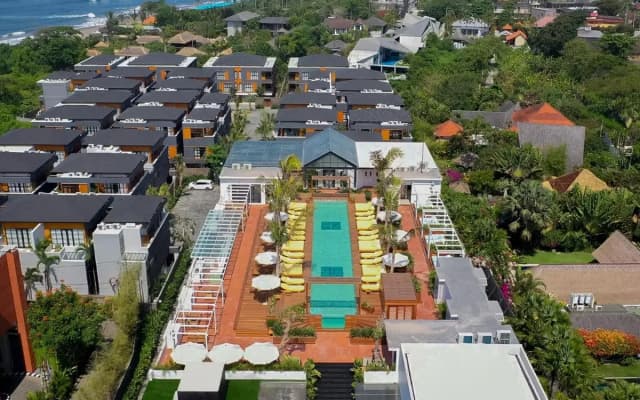 Secana Beachtown Resort & Villas