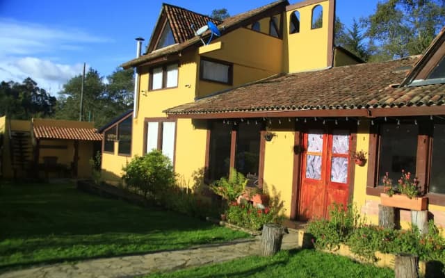 Casa Pernia