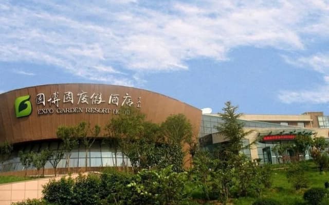 Expo Garden Resort Hotel