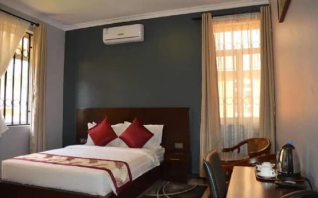 Hotel Desderia