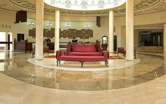 Palmet Resort Hotel