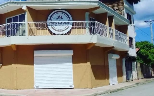 Hotel ALFARERO