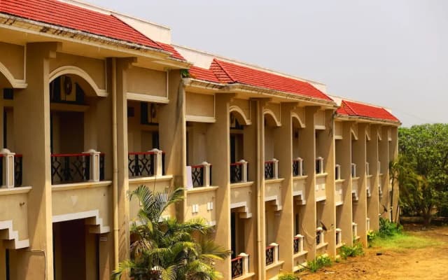 Kohinoor Samudra Beach Resort