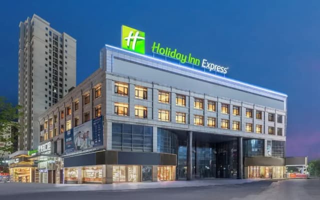 Holiday Inn Express Chongqing Tongliang by IHG