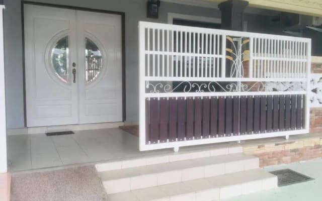 Home2Stay Damia @ Bukit Katil