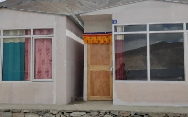 Soma Retreat Cottage Pangong Lake