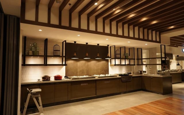 Gokulam Grand Hotel