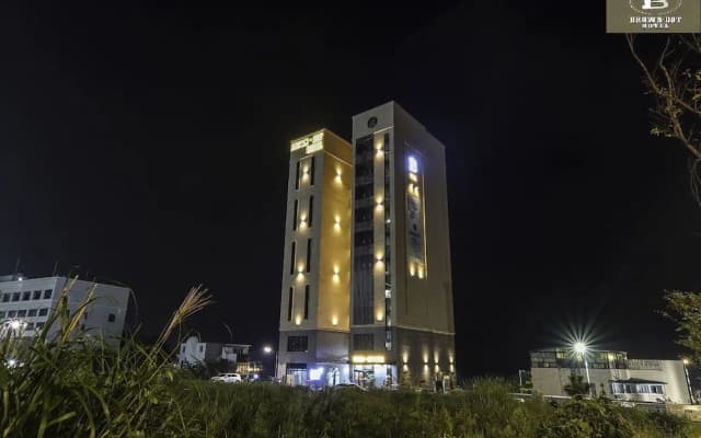 Brown Dot Hotel Jungja Beach