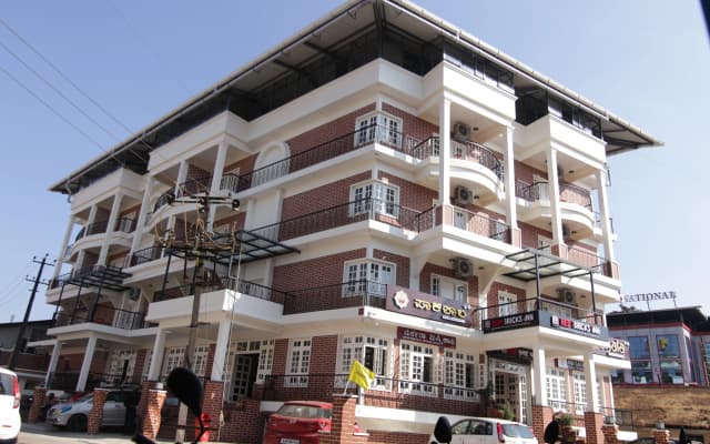 Red Bricks Inn