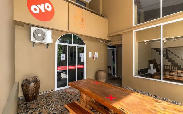 OYO 89932 DD Homestay