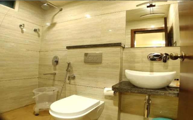 Hotel Venkatesh International