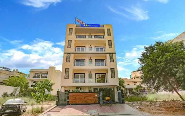 FabHotel Starlight Sanctuary