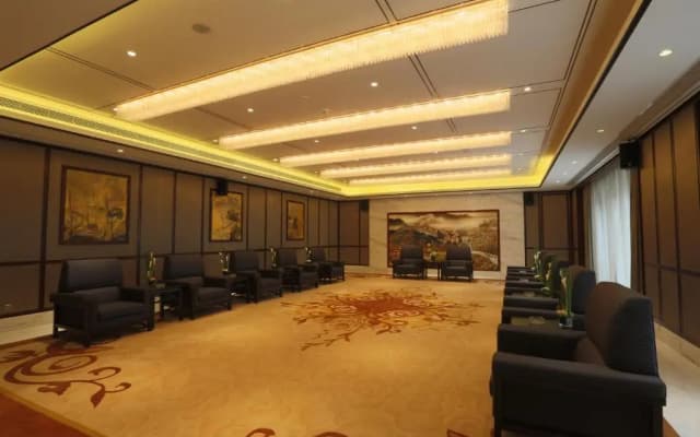 S & N International Hotel Linhai