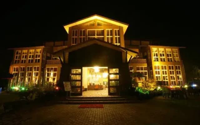 Qingfeng Gorge Resort Hotel