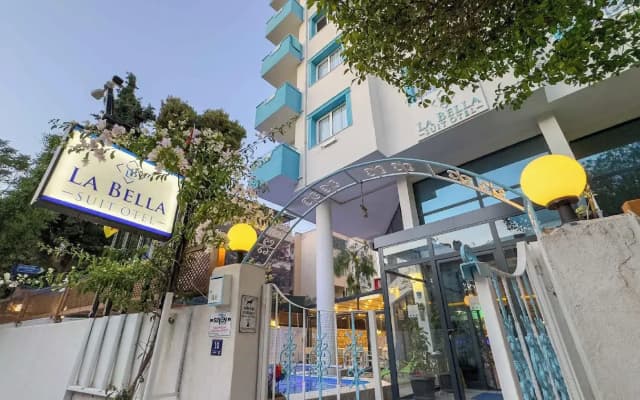 La Bella Suite Hotel