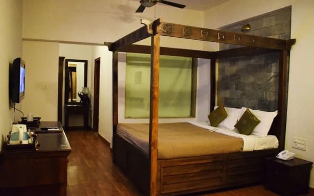Kumbhalgarh Forest Retreat