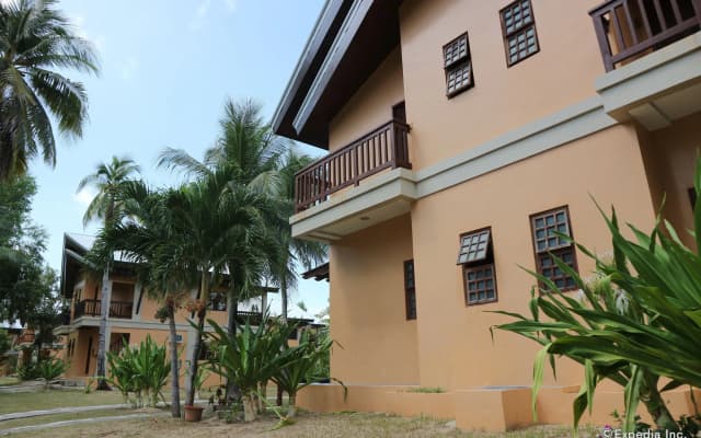 Dos Palmas Island Resort & Spa