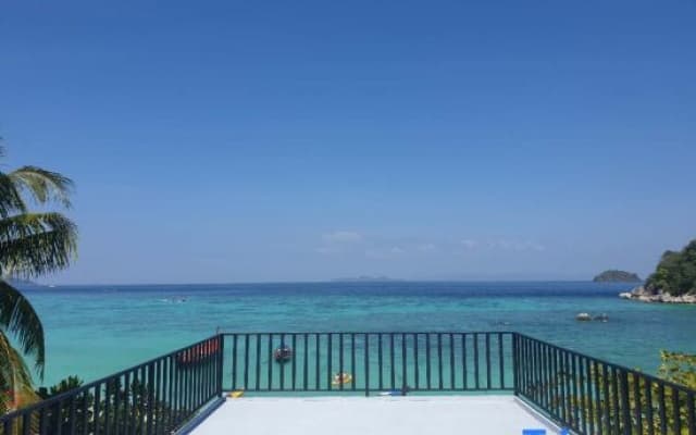 Lipe Sunrise Beach House