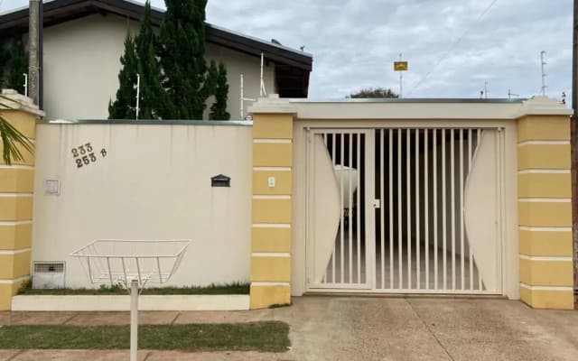 Casa em Brotas 2