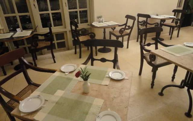 The Tamarind Tree Hotel – Katunayake