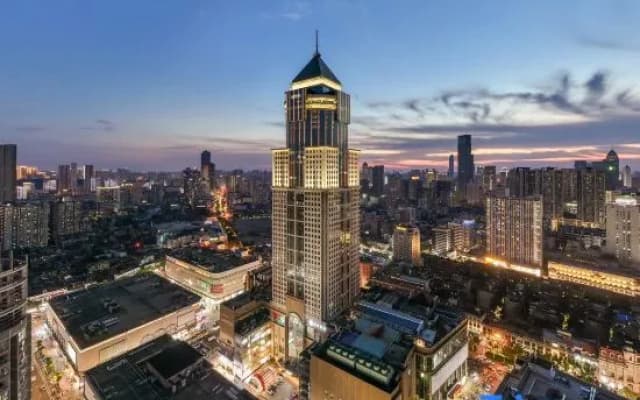 Atour Hotel Wuhan  Riverview Jianghan Road Pedestrian Street