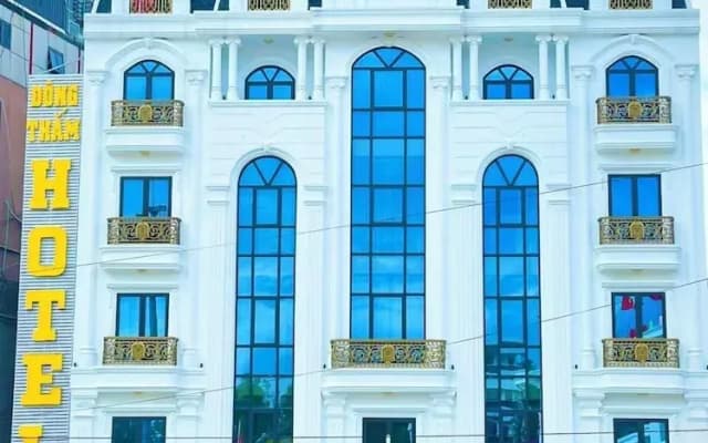 Dong Tham Hotel