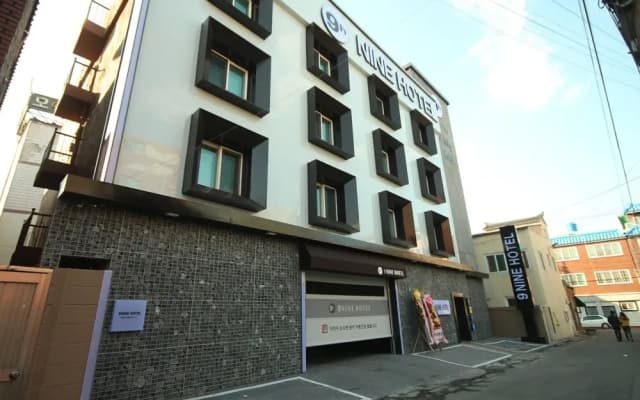Jinju 9 Nine Hotel