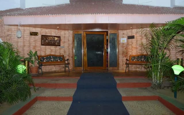 Hotel Yatri Nivas