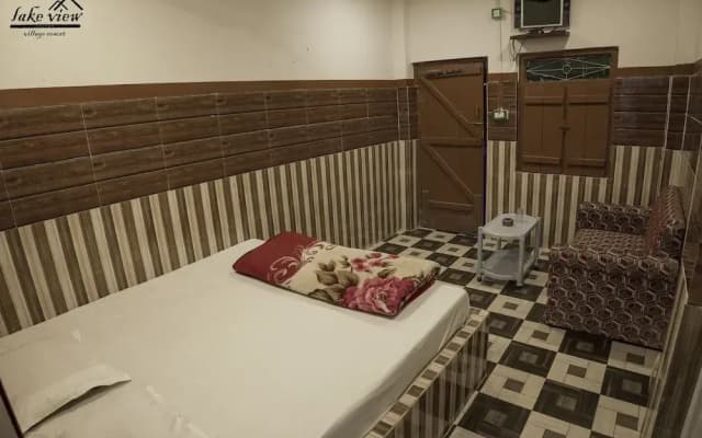 Lake View Village Resort