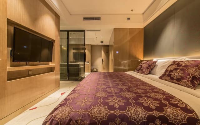 Excel Hotel