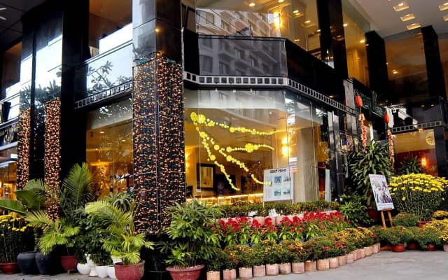 Asia Paradise Hotel
