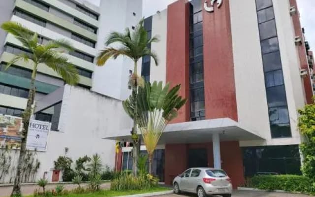 Tarik Fontes Plaza Hotel