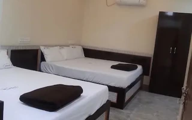 Sri Vasavi Residency