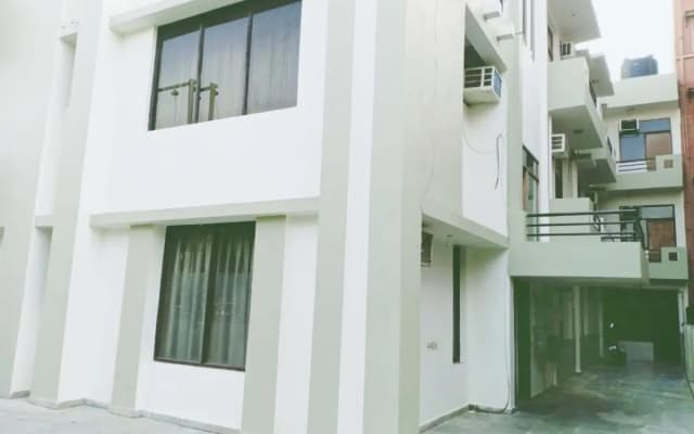 Hotel Akash Palace