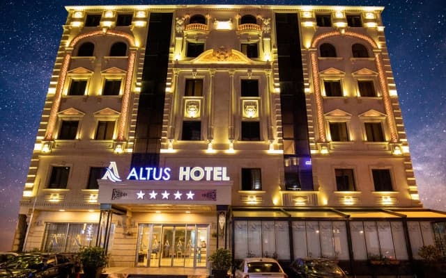 Altus Hotel Baku — бесплатный массаж
