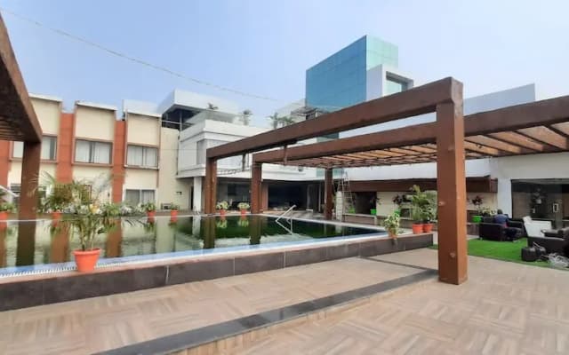 Sparsh Hotel & Resort by Spree