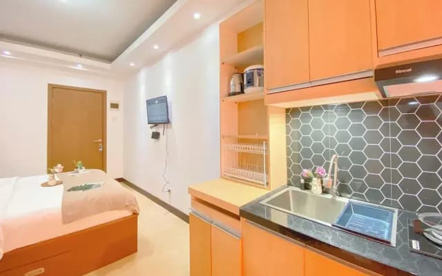 Minimalist Studio Apartment At Cinere Resort