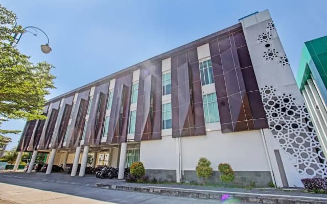 Capital O 92604 Hotel Uin Syariah Near Kampus UIN Mataram