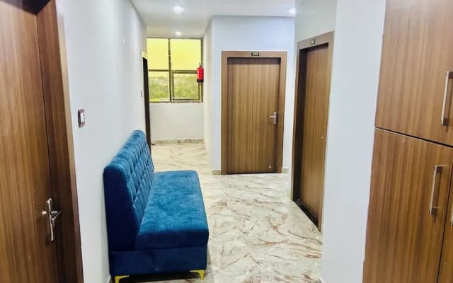 Hotel Dwarka Palace