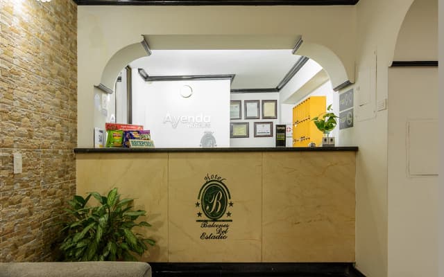 Отель Balcones del Estadio