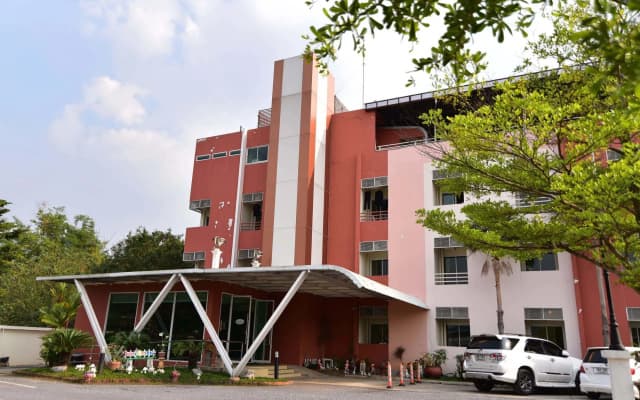 Tharakiree Place Hotel