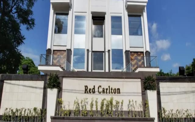 Red Carlton